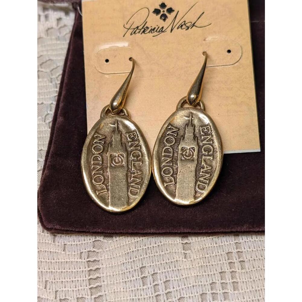 Patricia Nash Romantic Travel London Drop/Dangle Goldtone Earrings NWT